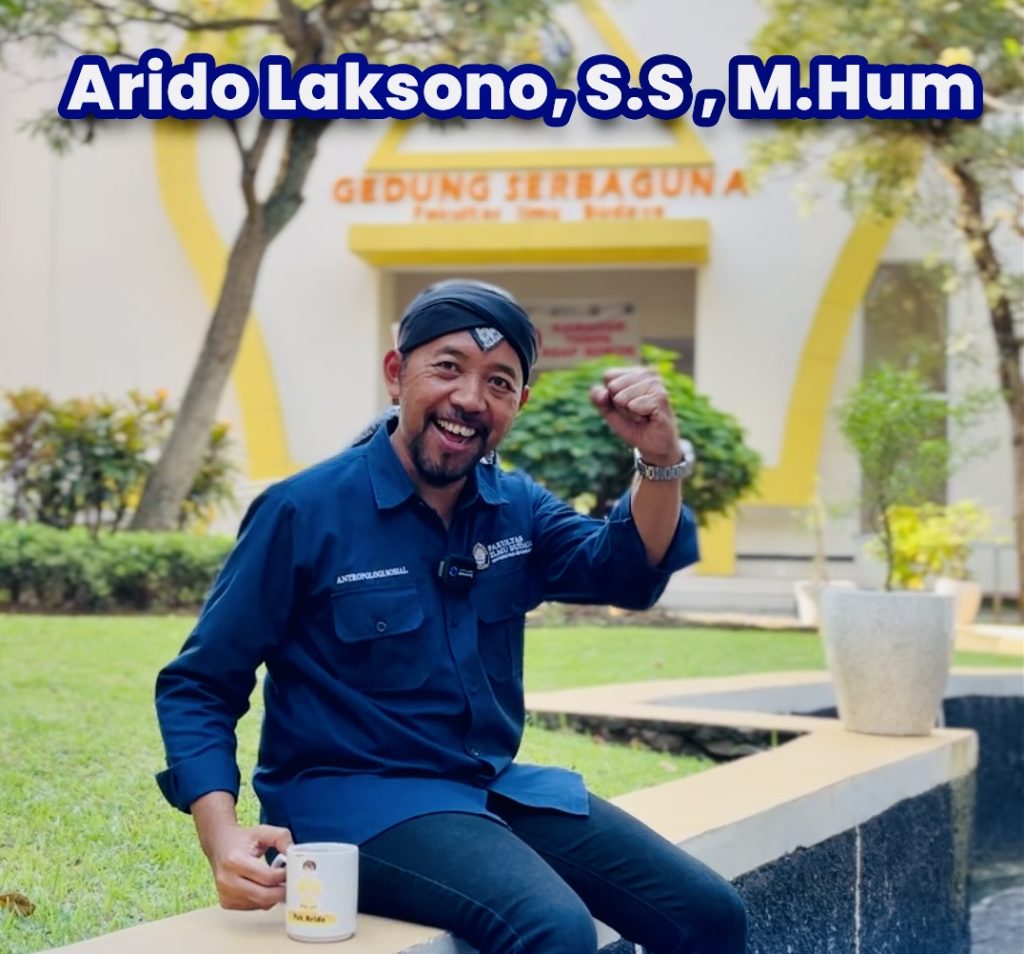Arido Laksono, S.S., M.Hum., salah satu dosen FIB Undip yang dikenal memiliki kepakaran dalam bidang budaya populer.