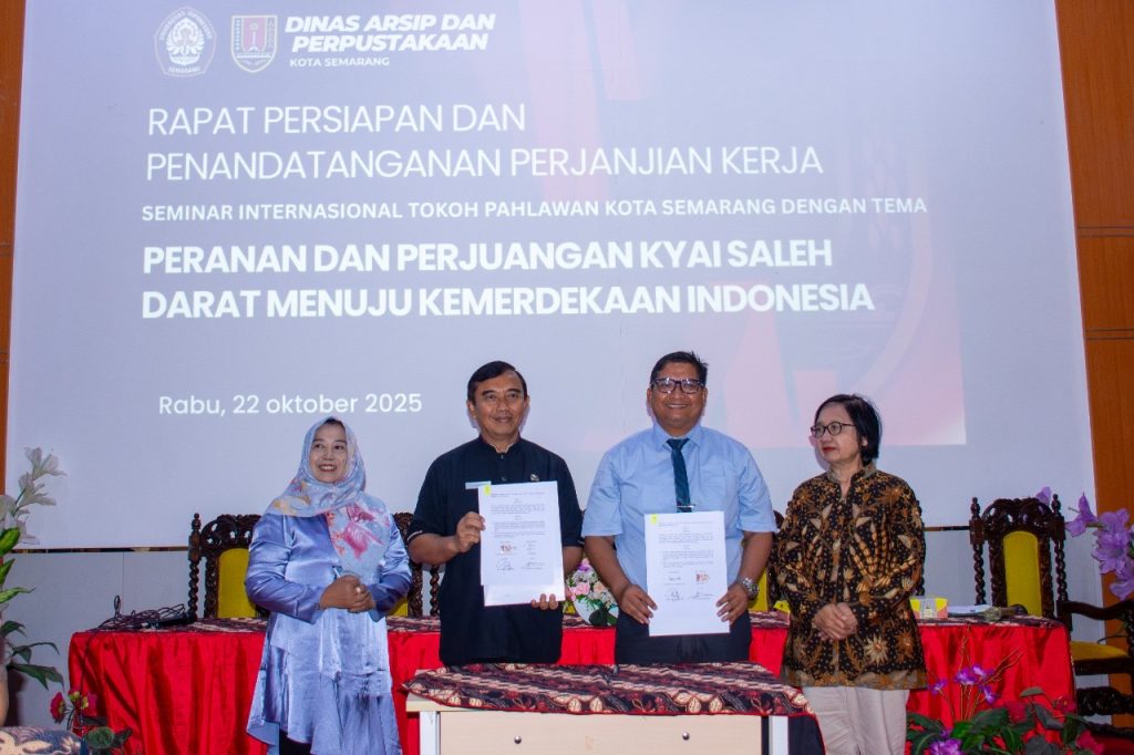 Kolaborasi FIB Undip & Dinas Arsip Kota Semarang.